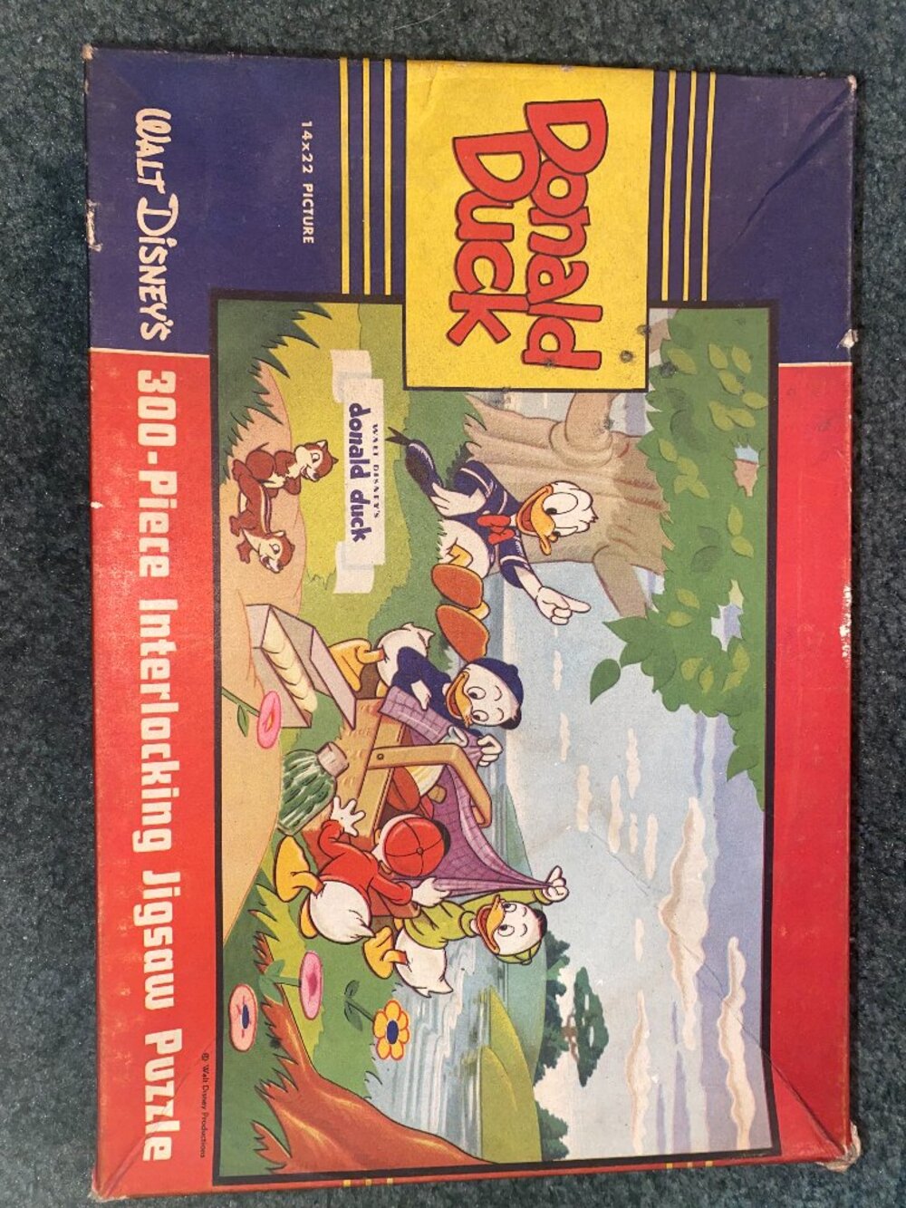 VINTAGE Donald Duck 300-Piece Interlocking Jigsaw Puzzle